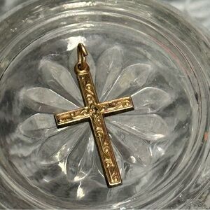 10kt Gold Cross Pendant